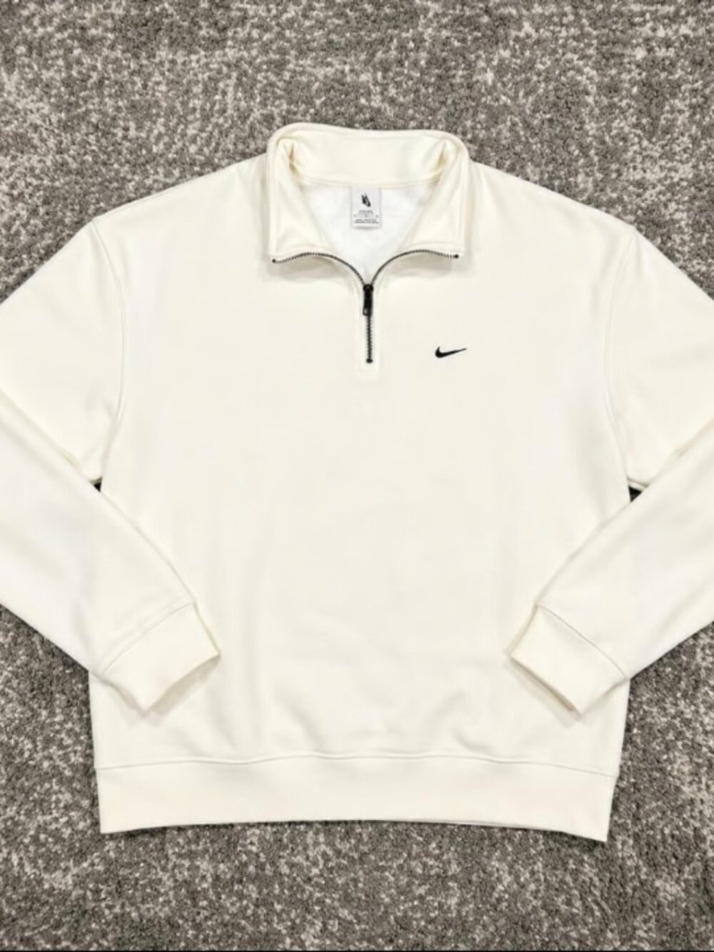 Nike Men's Cream Sweatshirt